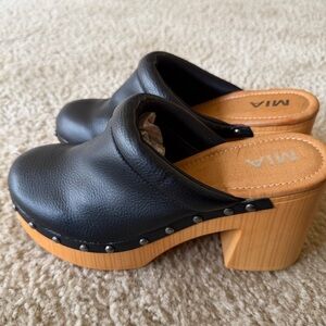 MIA Black Leather Clog Mules with Wood-Effect Block Heel